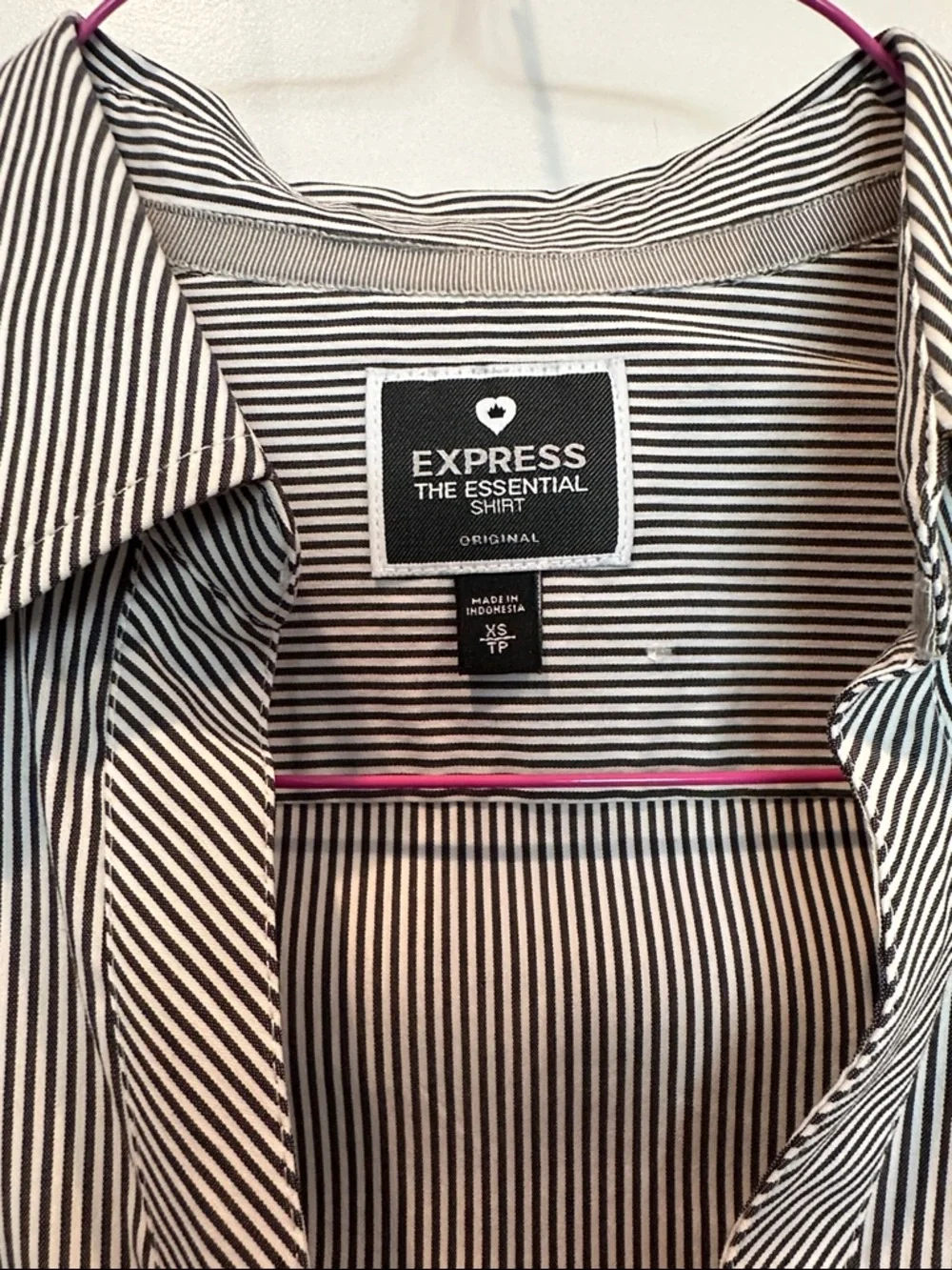 Express women’s Black & White Pinstripe Button-Front Dress Shirt - Picture 2 of 5